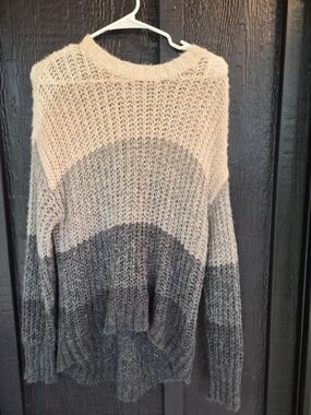 American Eagle Outfitters Ombre Crewneck Sweater - Cream & Gray